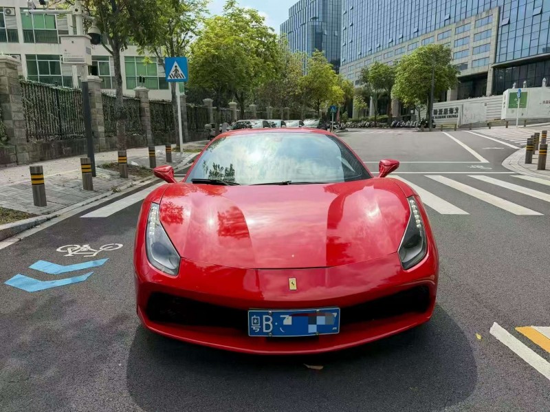 广州18年法拉利4881