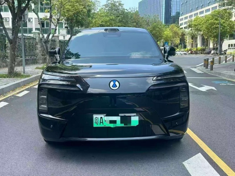 广州26年腾势N81