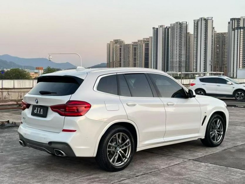 江门21年宝马X38