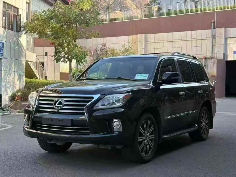 乐山13年雷克萨斯LX3
