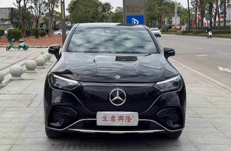 阳江25年奔驰EQE1