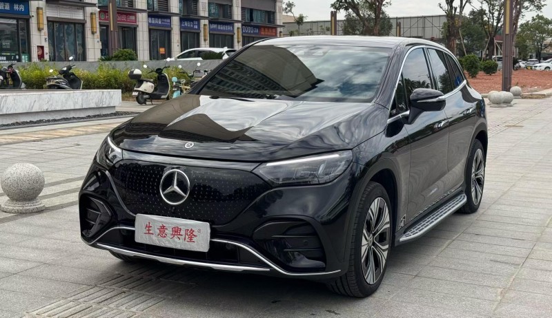 阳江25年奔驰EQE3