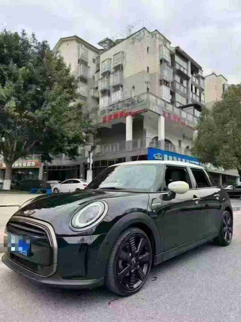 重庆22年宝马迷你3