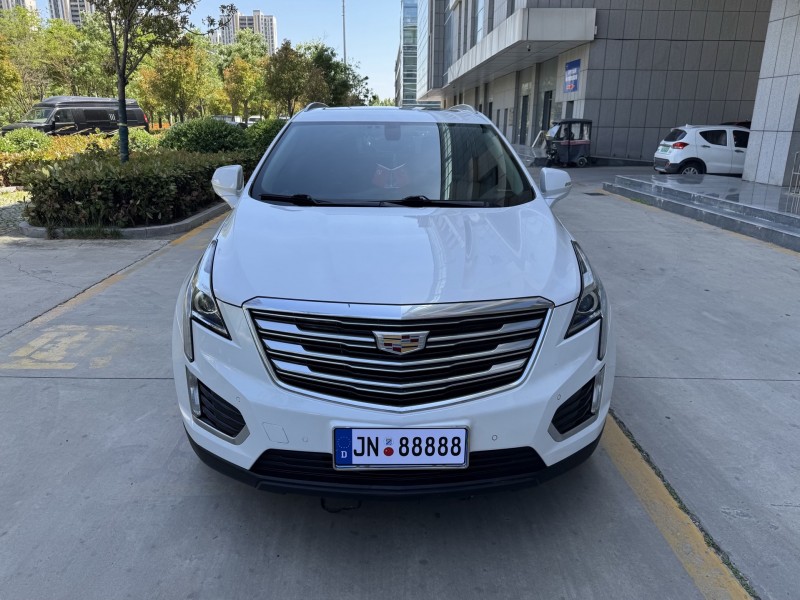 济宁17年凯迪拉克XT51