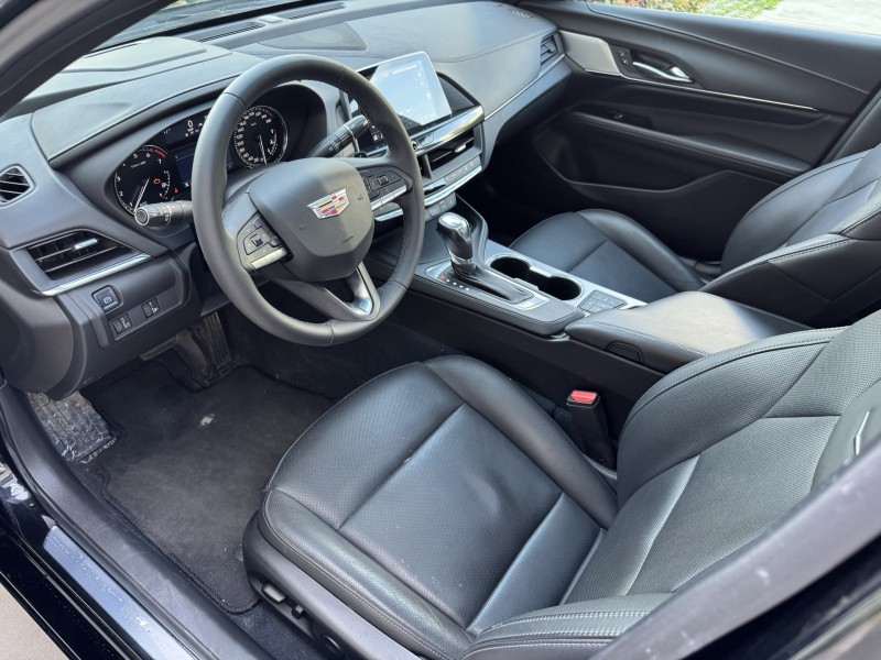 济宁23年凯迪拉克CT46