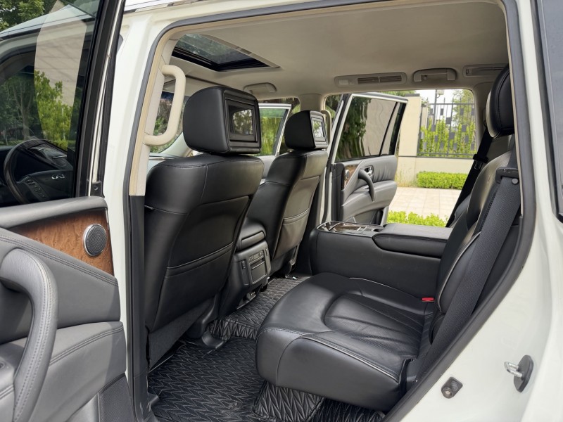 济宁13年英菲尼迪QX565