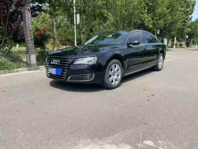 东营13年奥迪A8L3