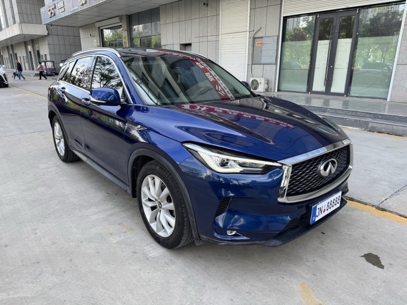 济宁20年英菲尼迪QX503