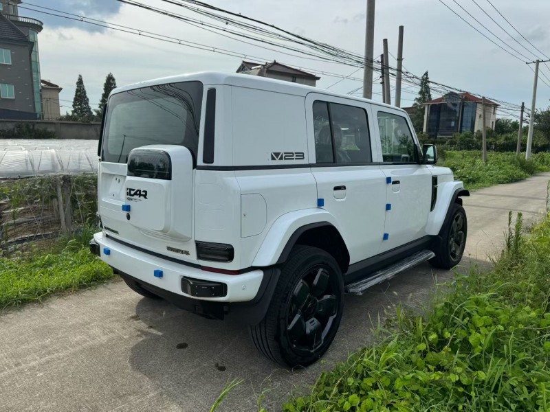 嘉兴25年奇瑞ICAR8