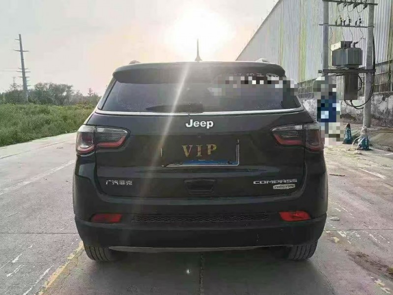 菏泽17年Jeep指南者9