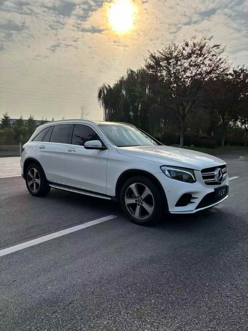 南通18年奔驰GLC3