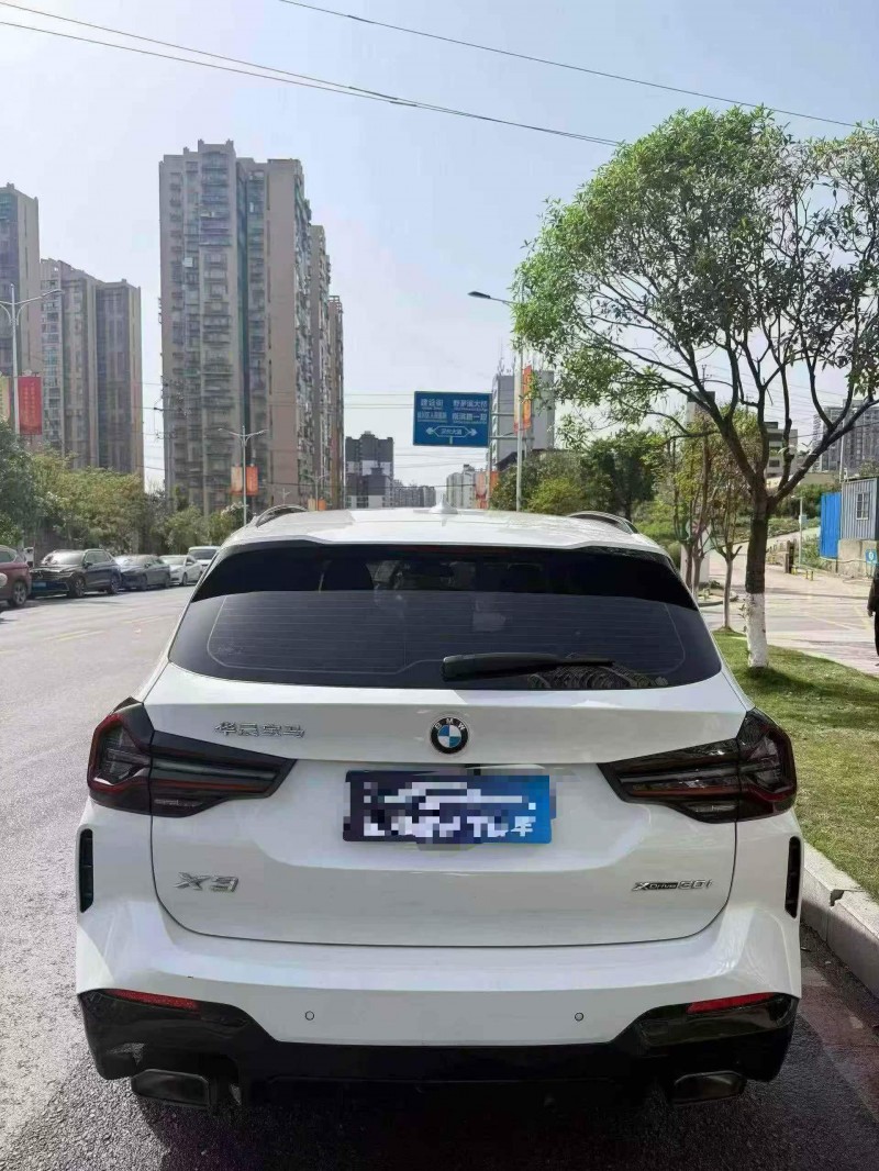 达州23年宝马X37