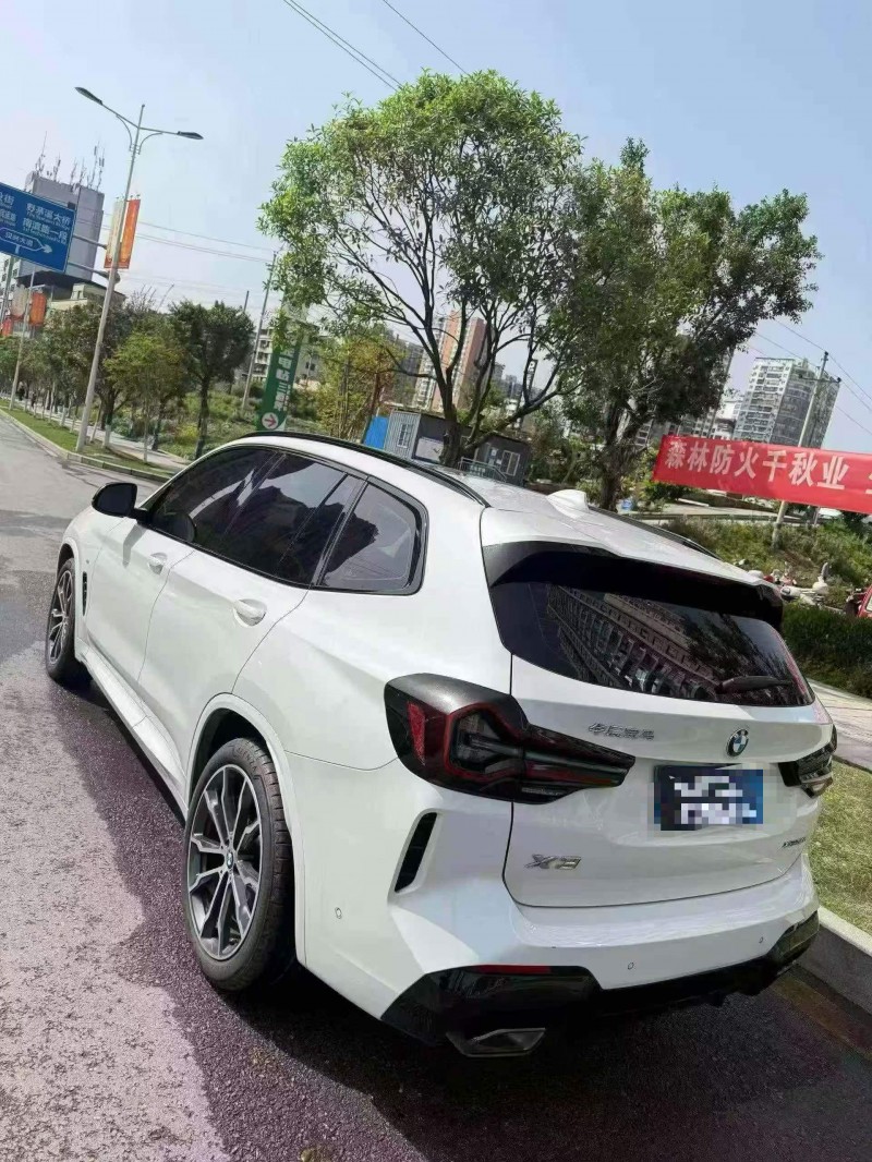 达州23年宝马X38