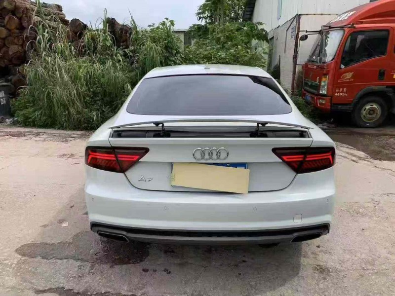 广州18年奥迪A7L8