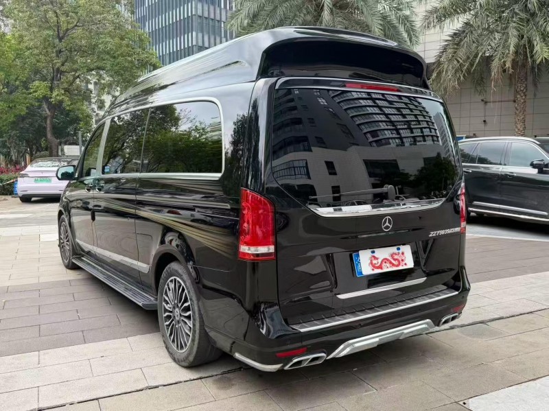 佛山22年奔驰V8