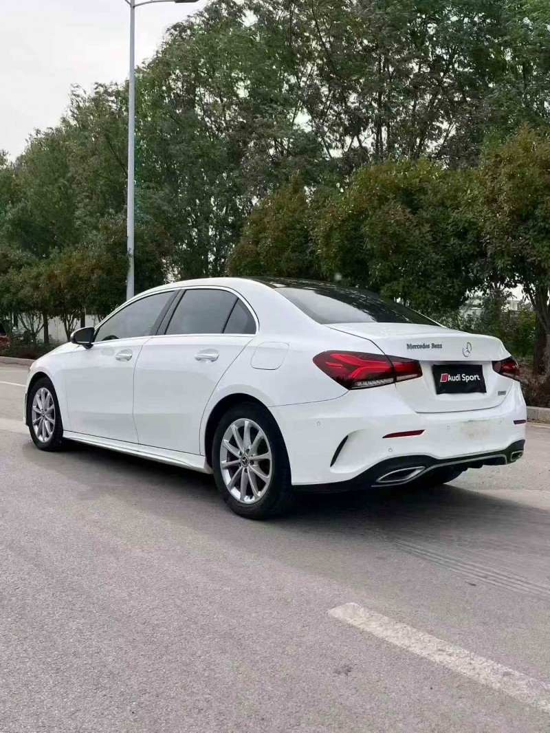 东营20年奔驰A8