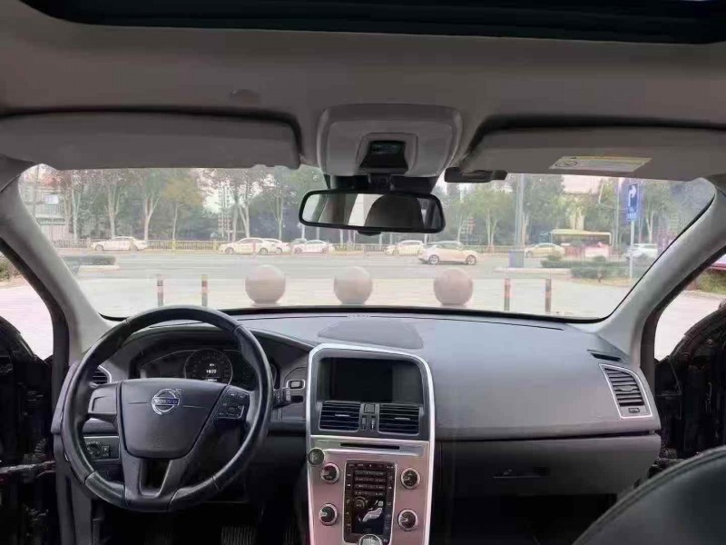 枣庄17年沃尔沃XC606