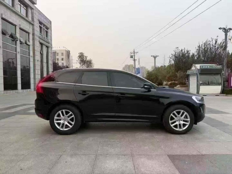 枣庄17年沃尔沃XC608