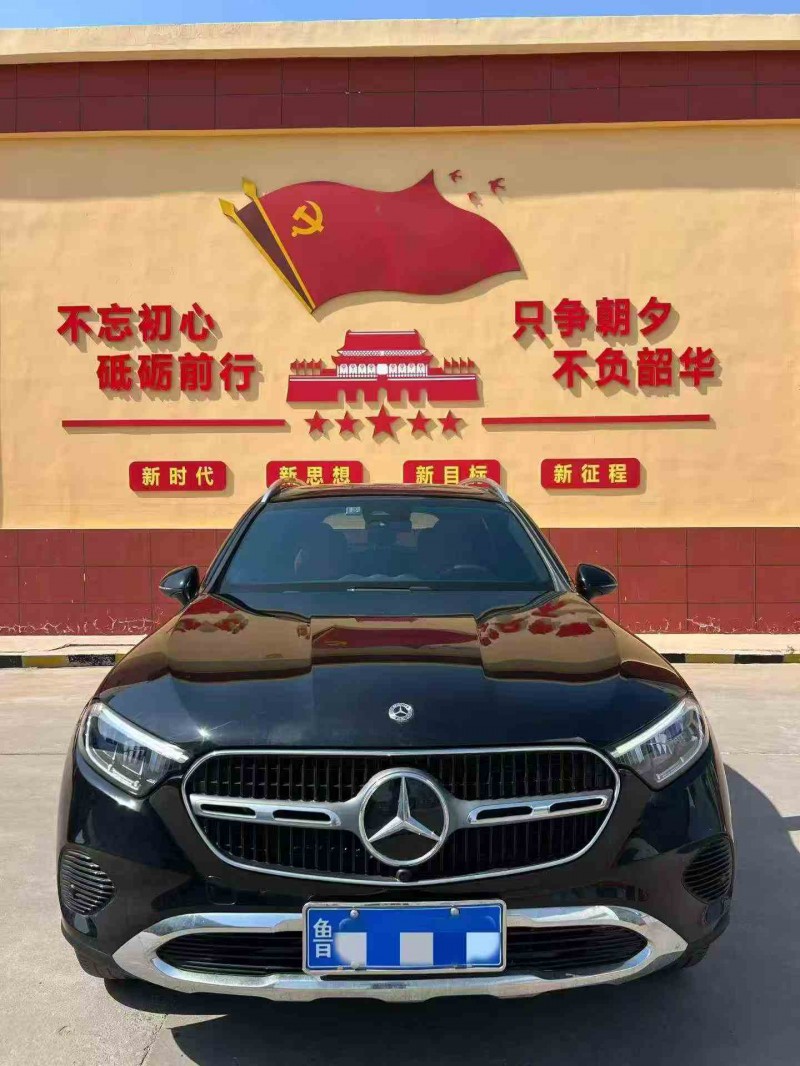潍坊23年奔驰GLC1