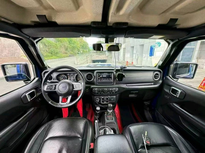 重庆19年Jeep牧马人5
