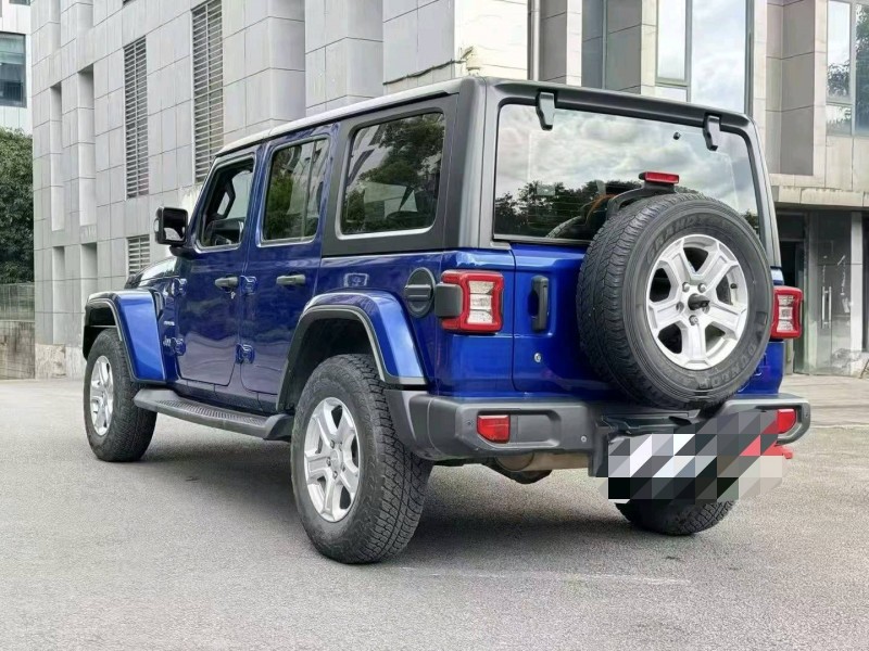 重庆19年Jeep牧马人9