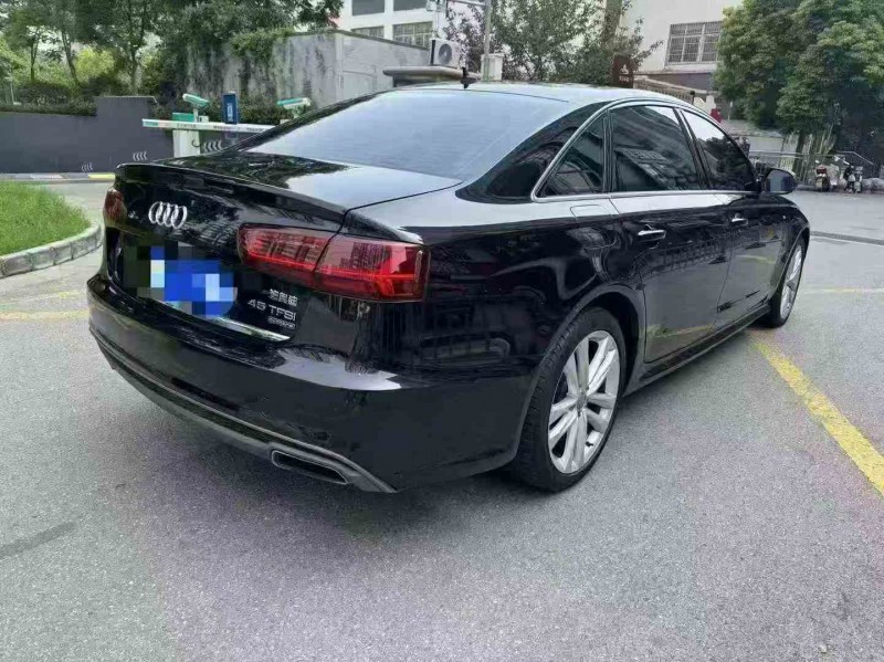 苏州18年奥迪A6L9