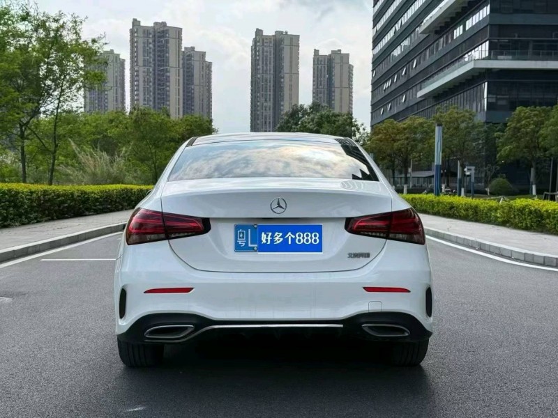 东莞21年奔驰A6