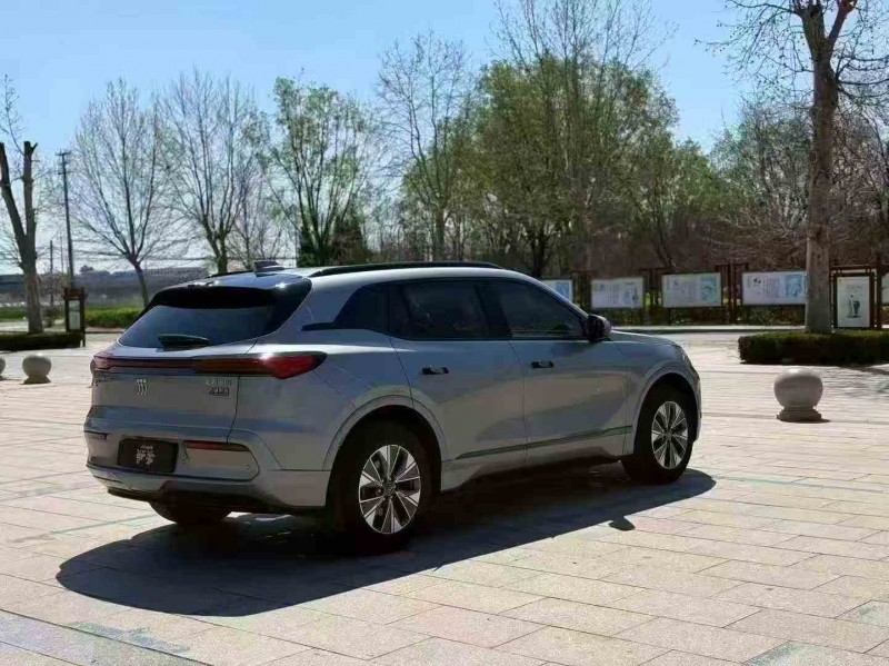 东营25年别克E58