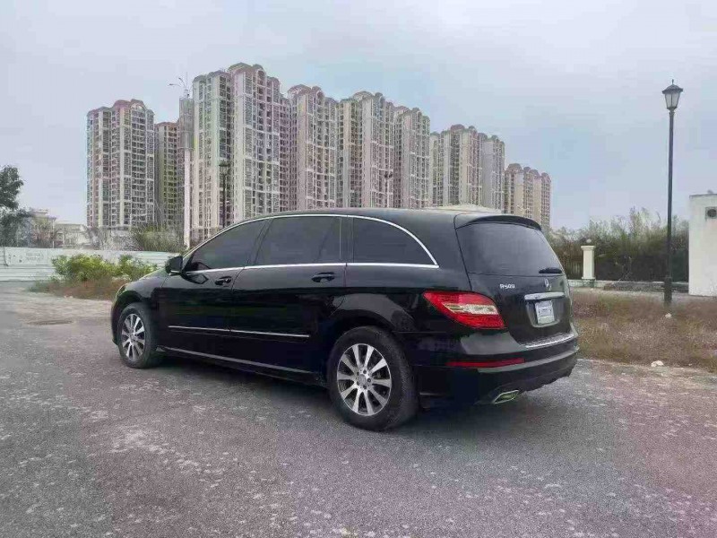 南宁14年奔驰R8