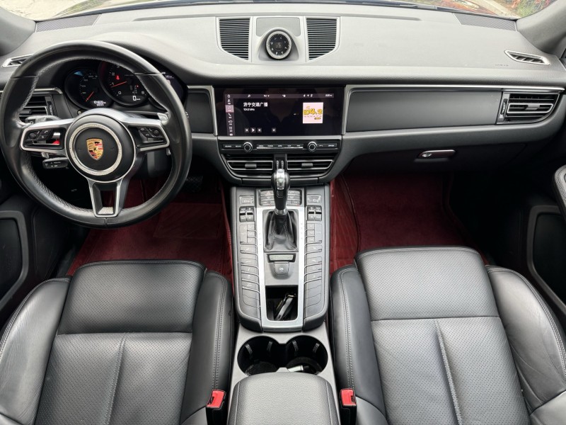 东营20年保时捷Macan2