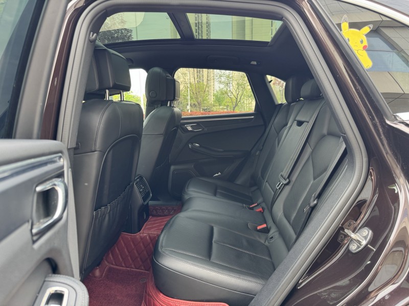 东营20年保时捷Macan3