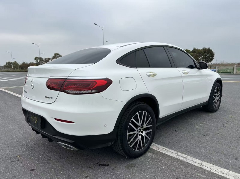 盐城23年奔驰GLC8