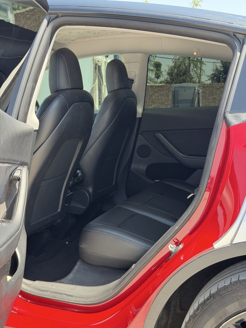 新乡21年特斯拉MODEL Y6