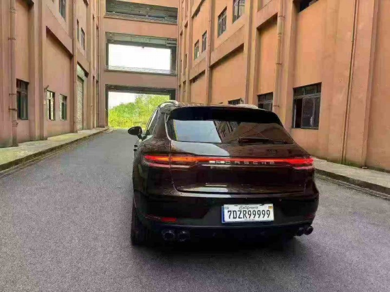 重庆16年保时捷Macan7