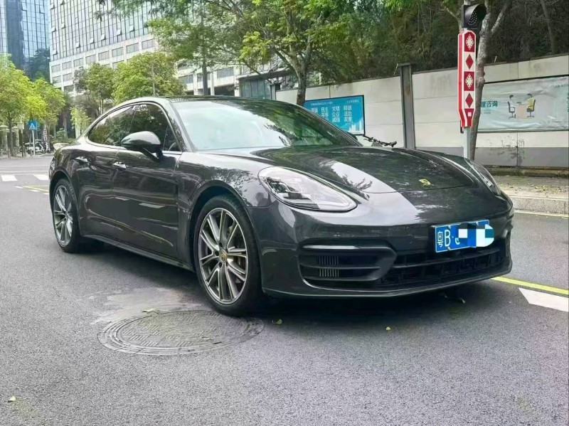 深圳23年保时捷帕拉梅拉2