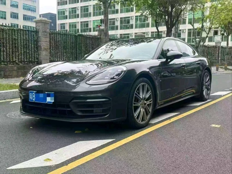 深圳23年保时捷帕拉梅拉6