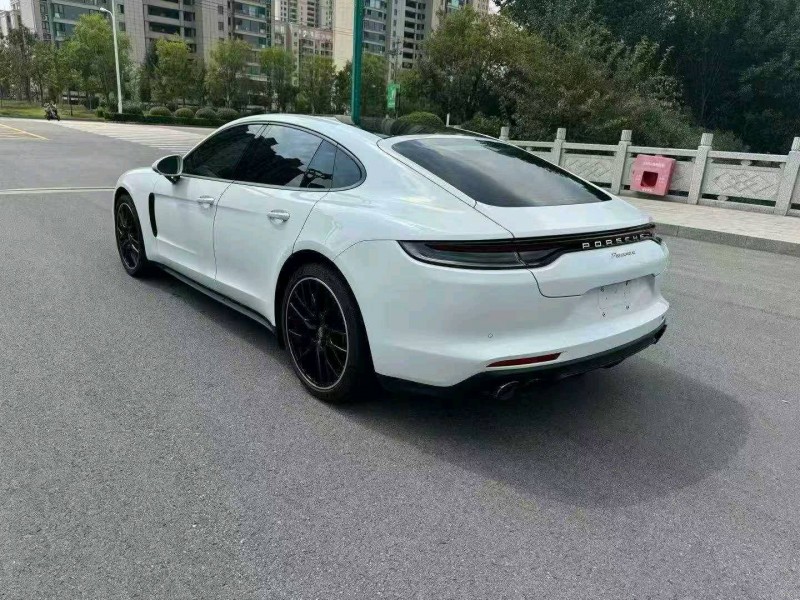 徐州23年保时捷帕拉梅拉4
