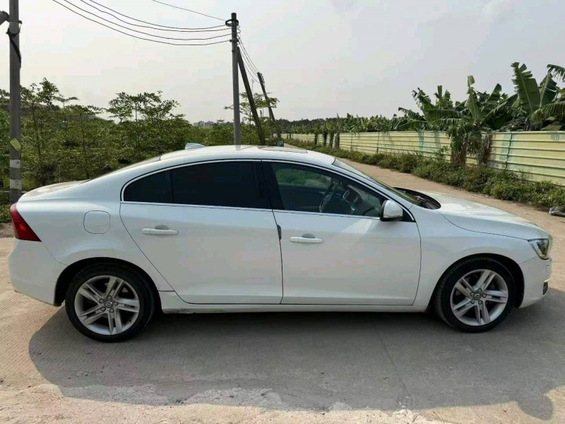 中山15年沃尔沃S60L3