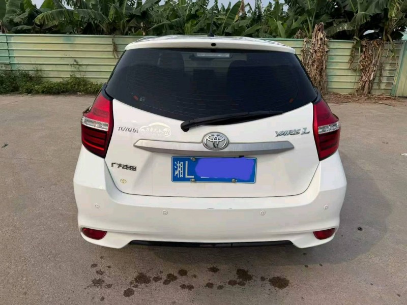 中山21年丰田YARiS L 致炫4
