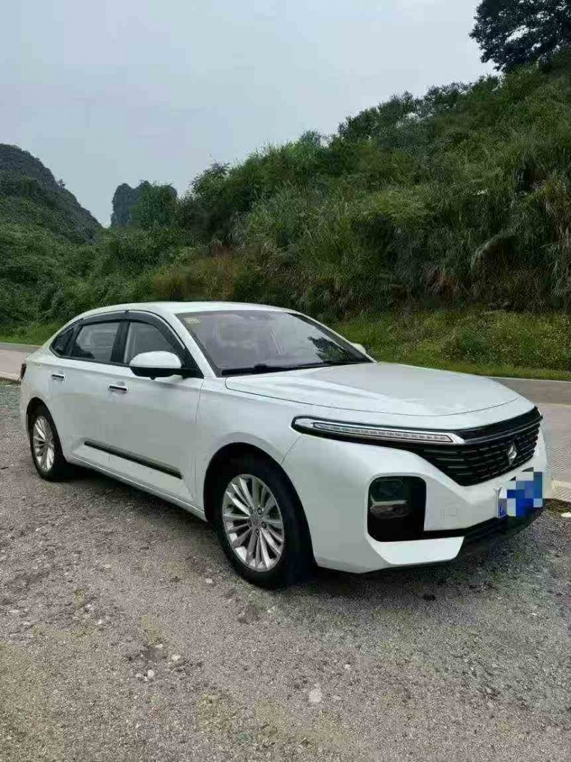 北海21年宝骏RC52