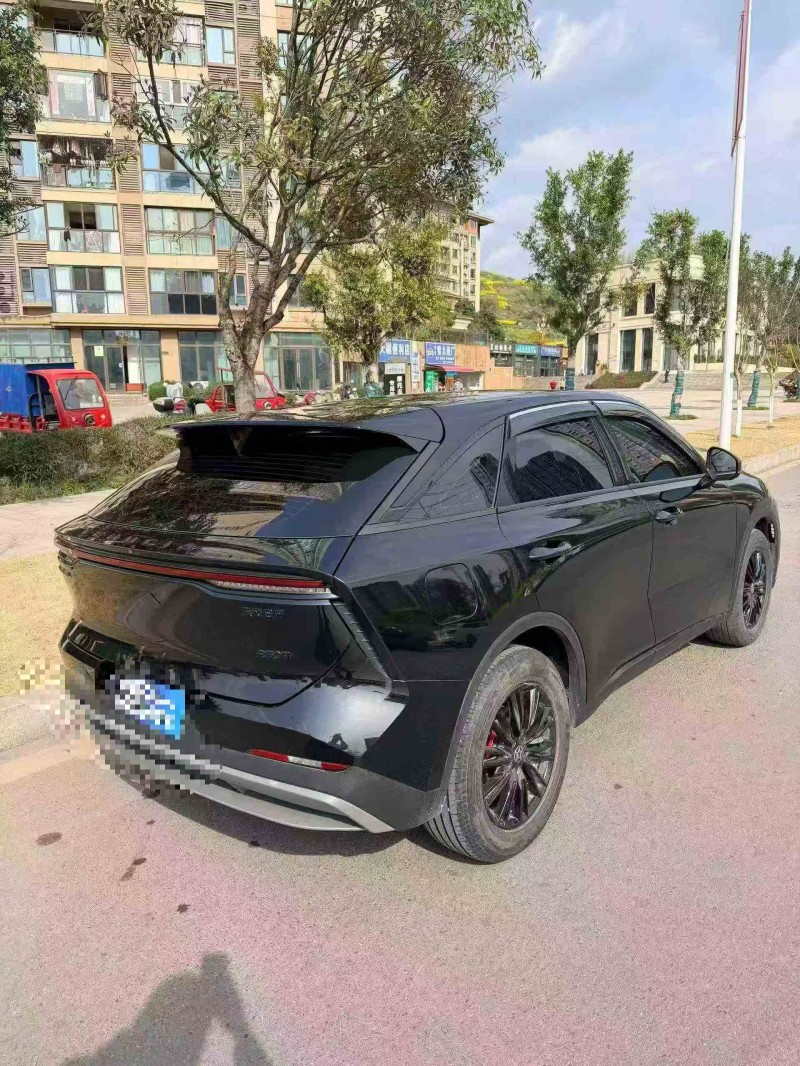 广元24年启辰大V8