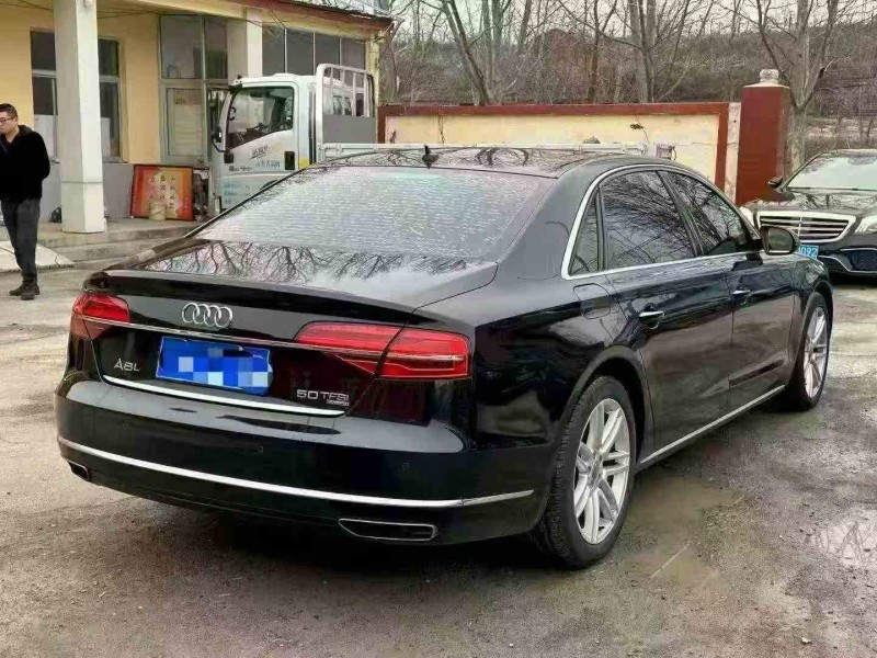 东营16年奥迪A8L7