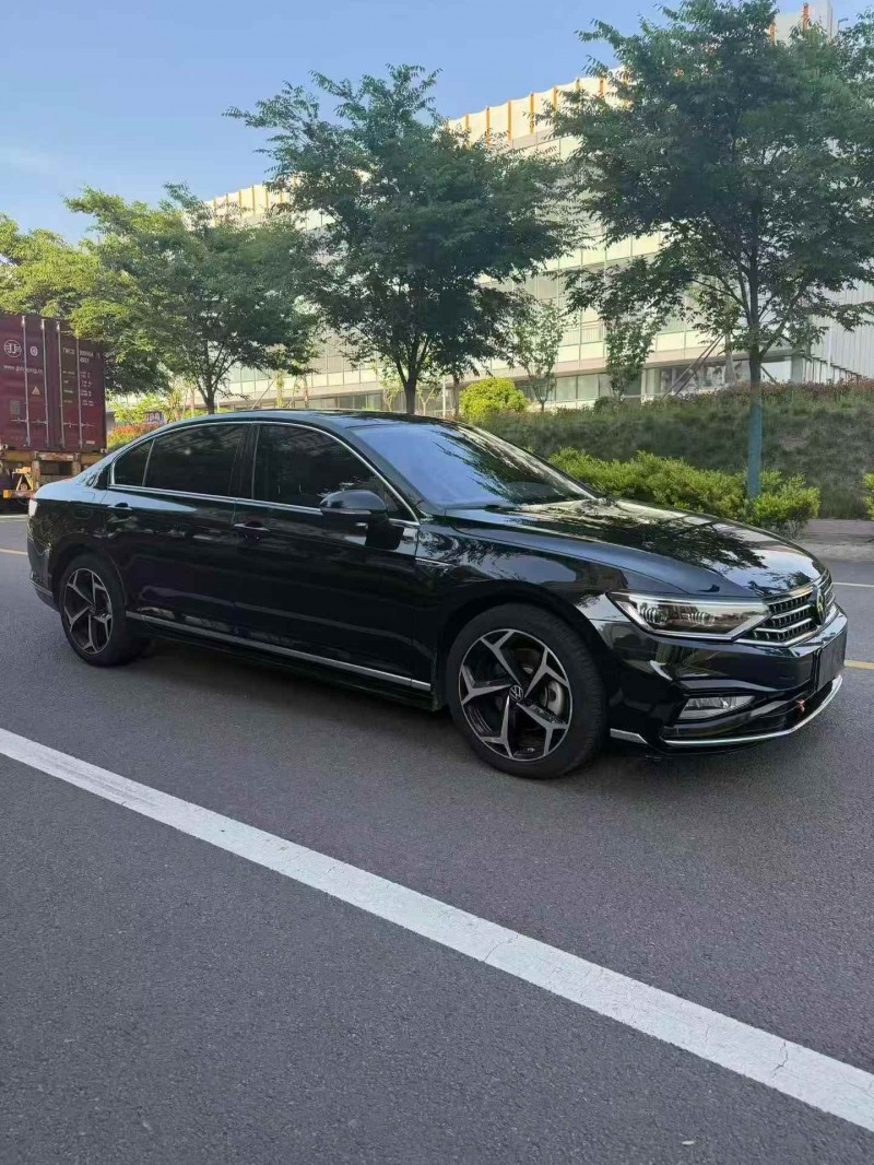 东营23年大众迈腾3