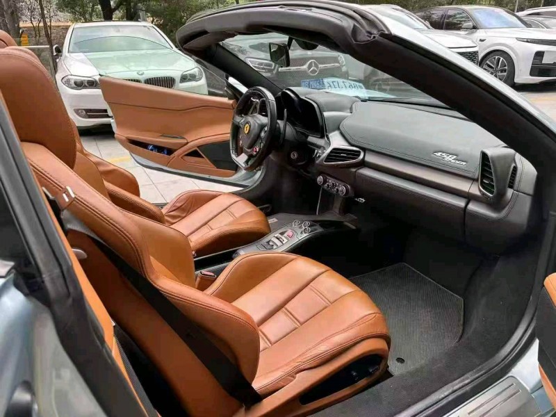 广州13年法拉利458 Spider5