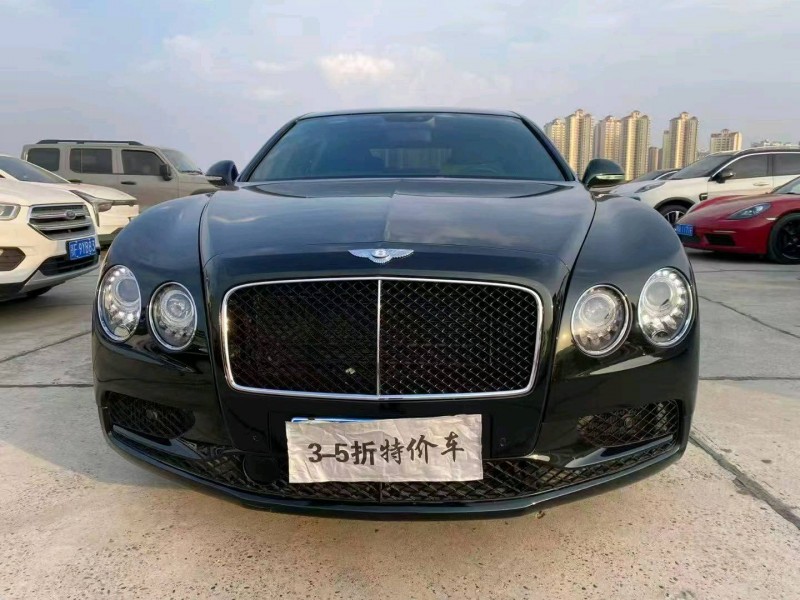 襄阳18年宾利飞驰1