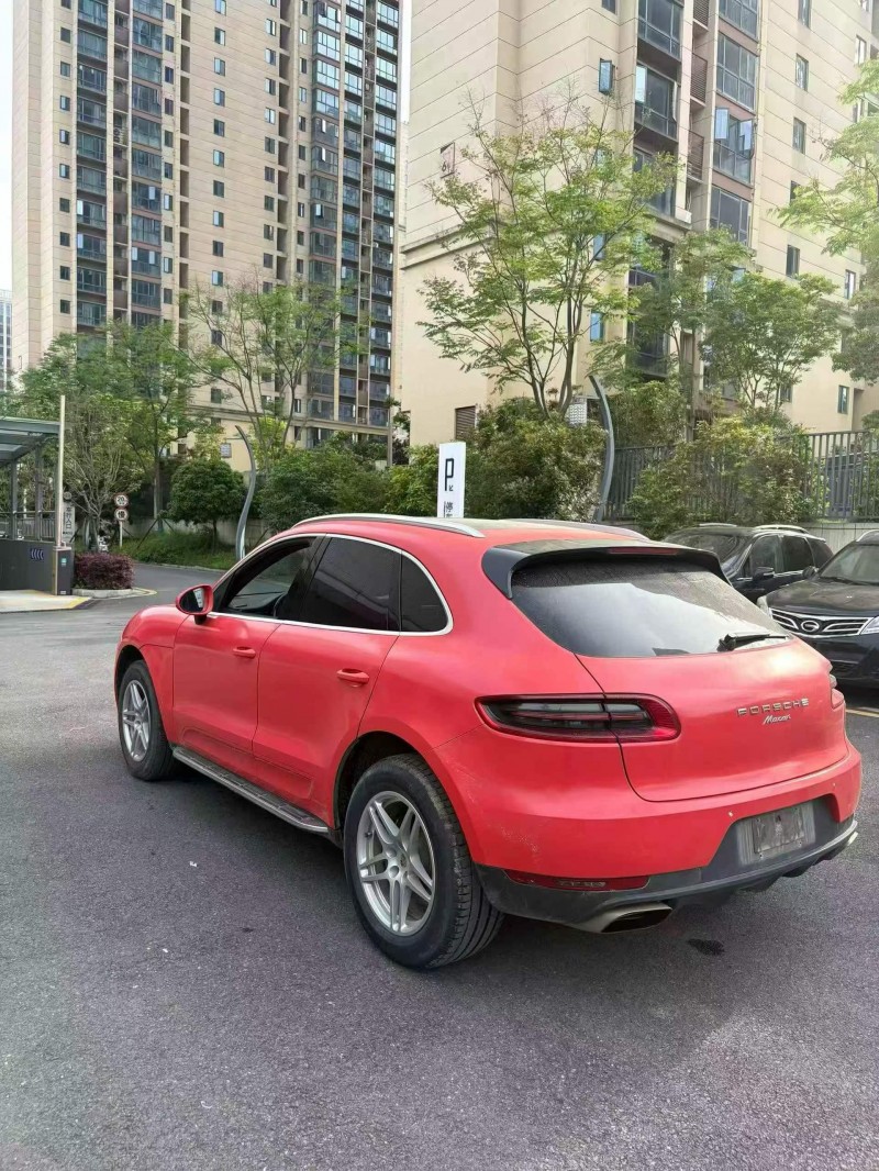 鄂州15年保时捷Macan3