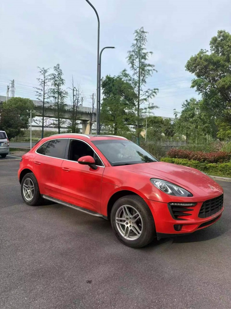 鄂州15年保时捷Macan7