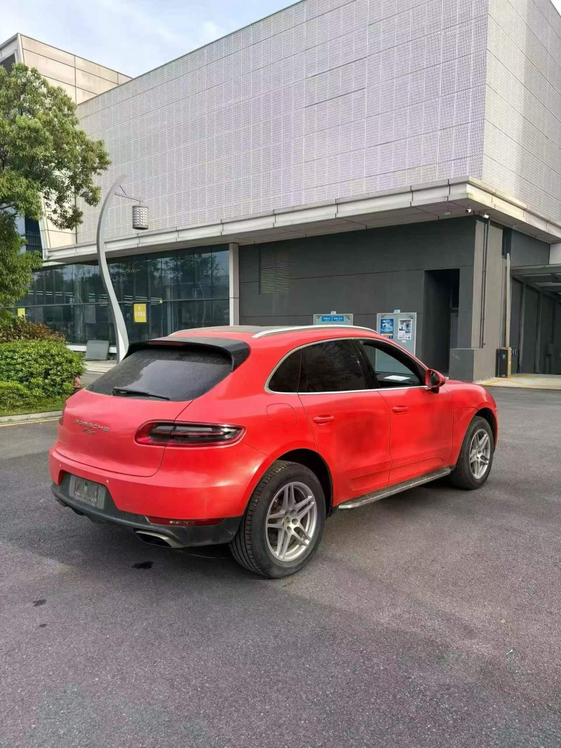 鄂州15年保时捷Macan9