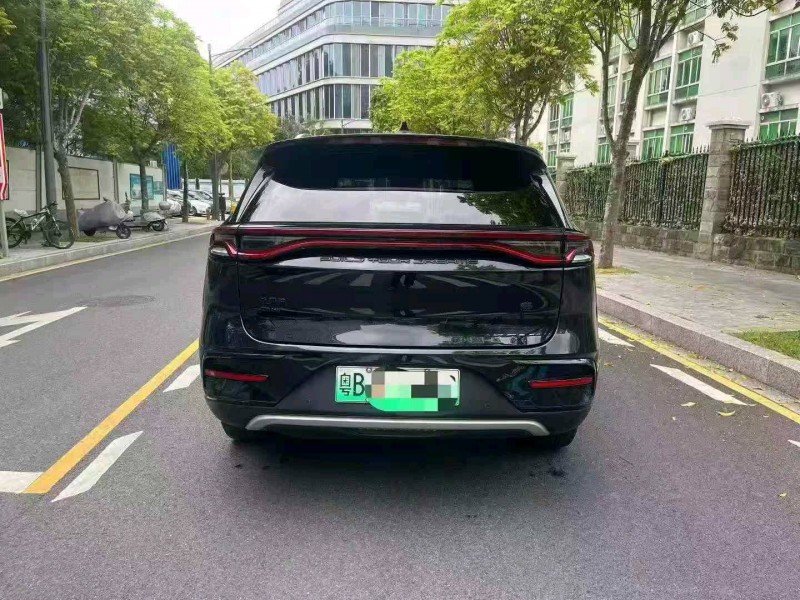 深圳21年比亚迪唐8