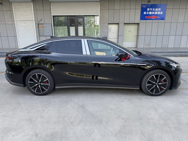 济宁26年比亚迪汉4
